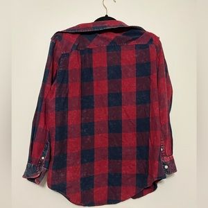 Aeropostale red and black plaid shirt